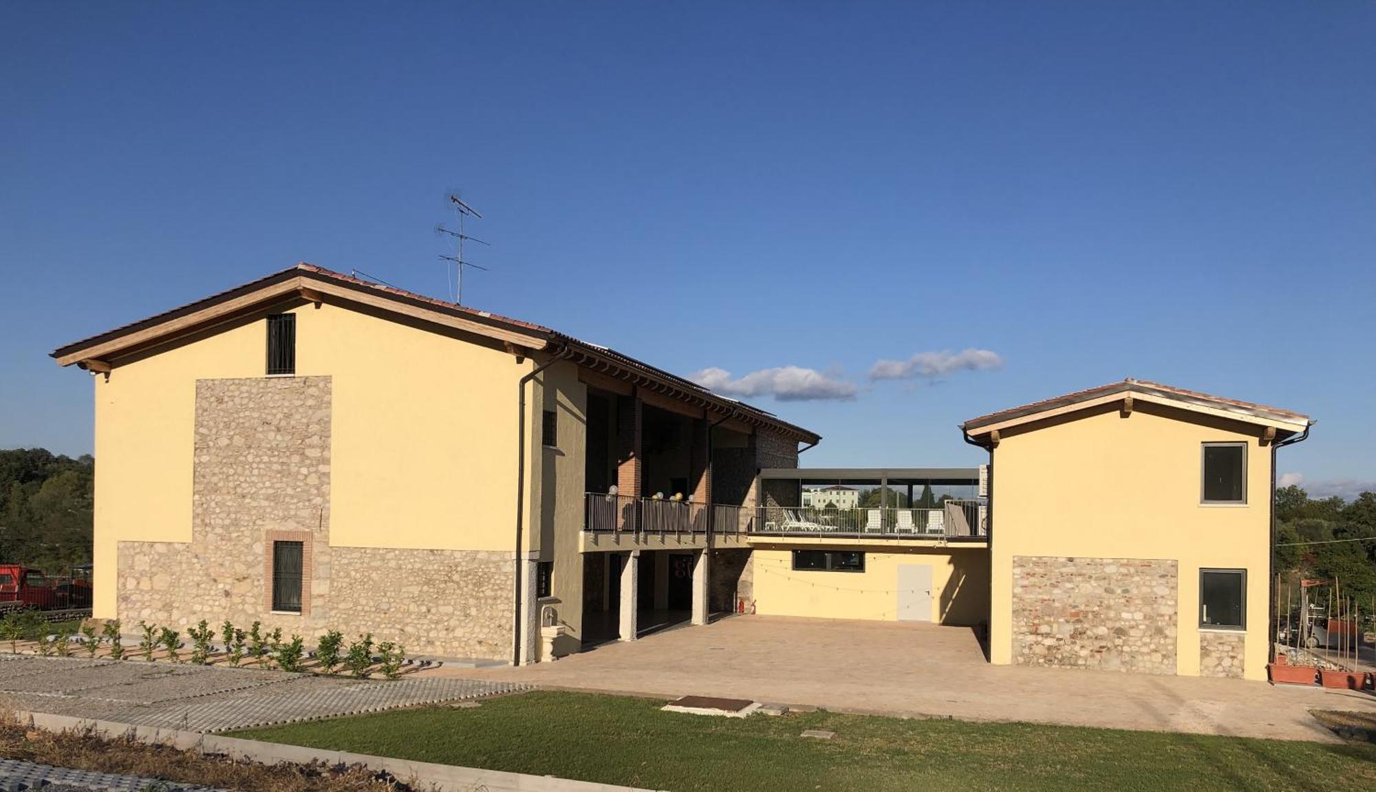 Agriturismo Al Mancino Lonato Exteriör bild